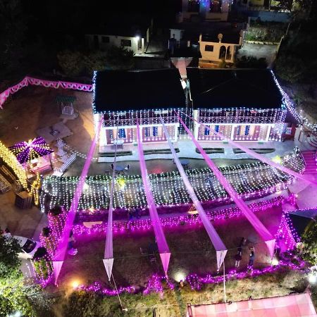 Pragati Resort & Restaurant- Eden Of Kumaon Bhowali Buitenkant foto