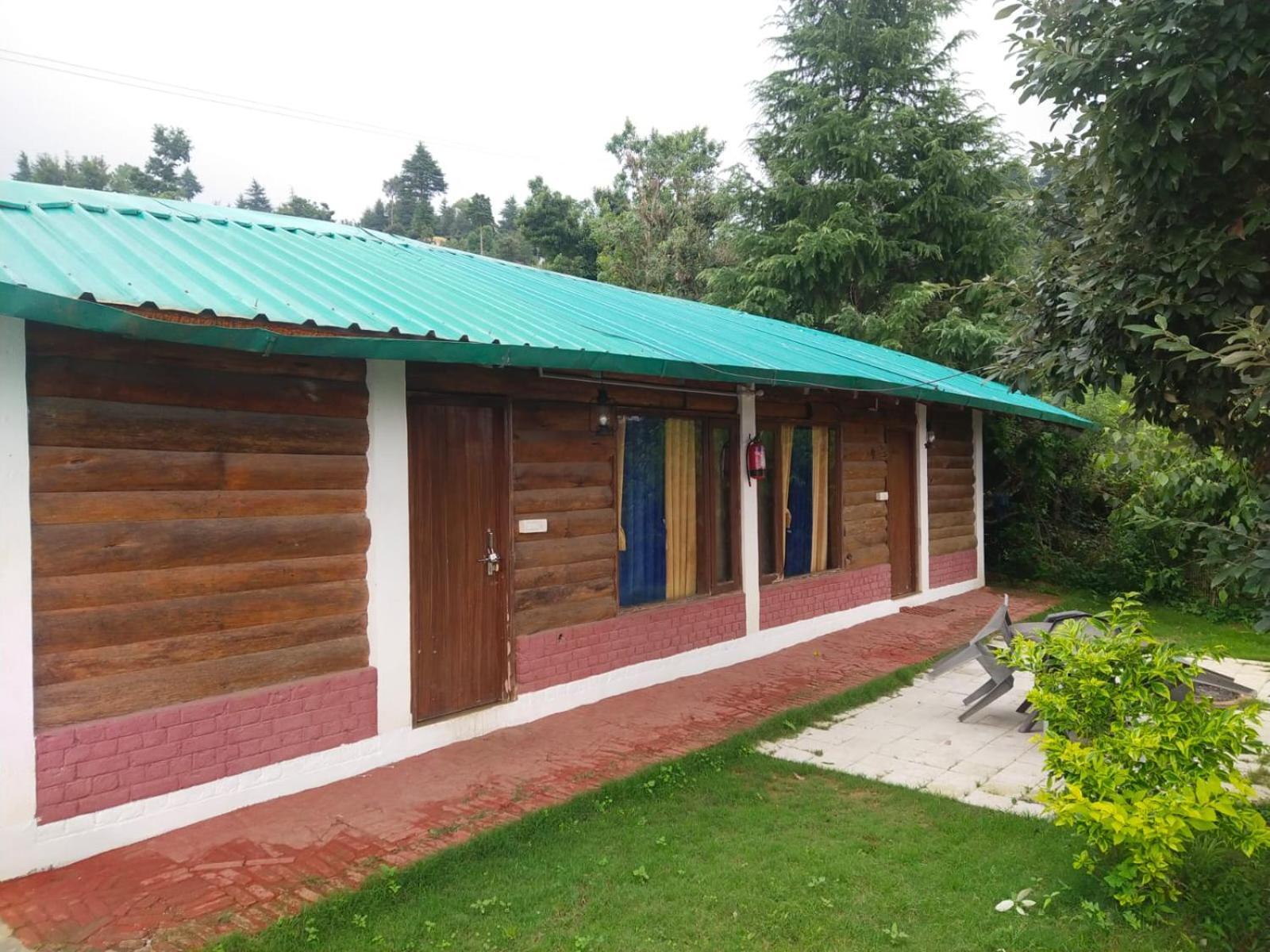 Pragati Resort & Restaurant- Eden Of Kumaon Bhowali Buitenkant foto