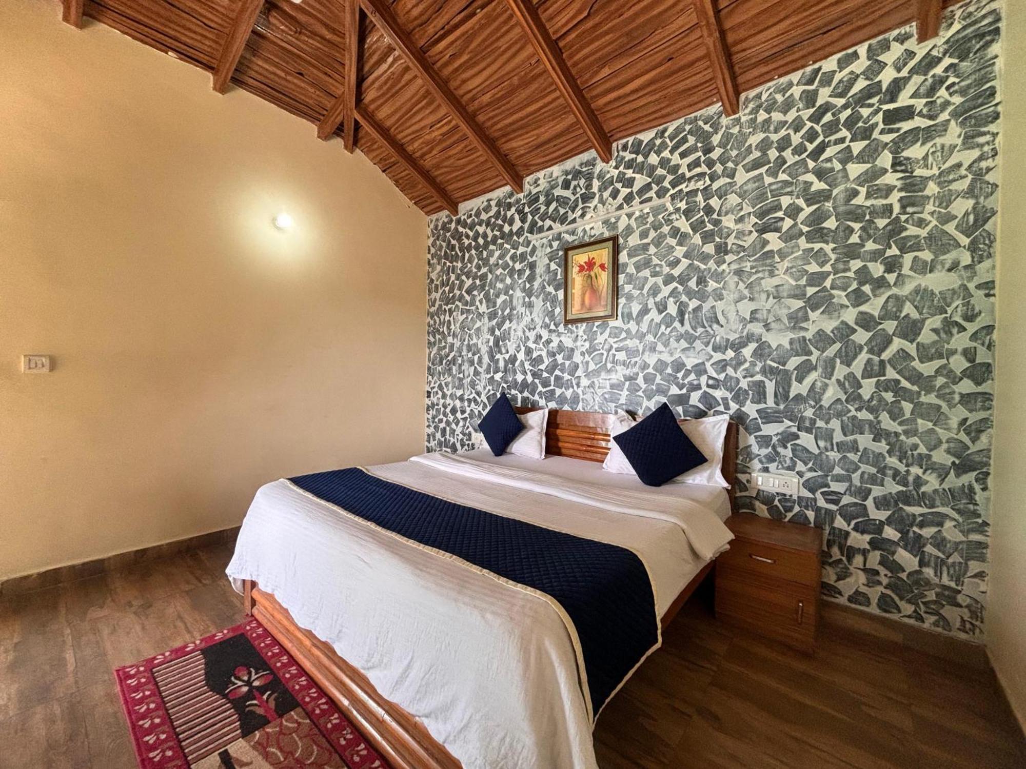 Pragati Resort & Restaurant- Eden Of Kumaon Bhowali Buitenkant foto