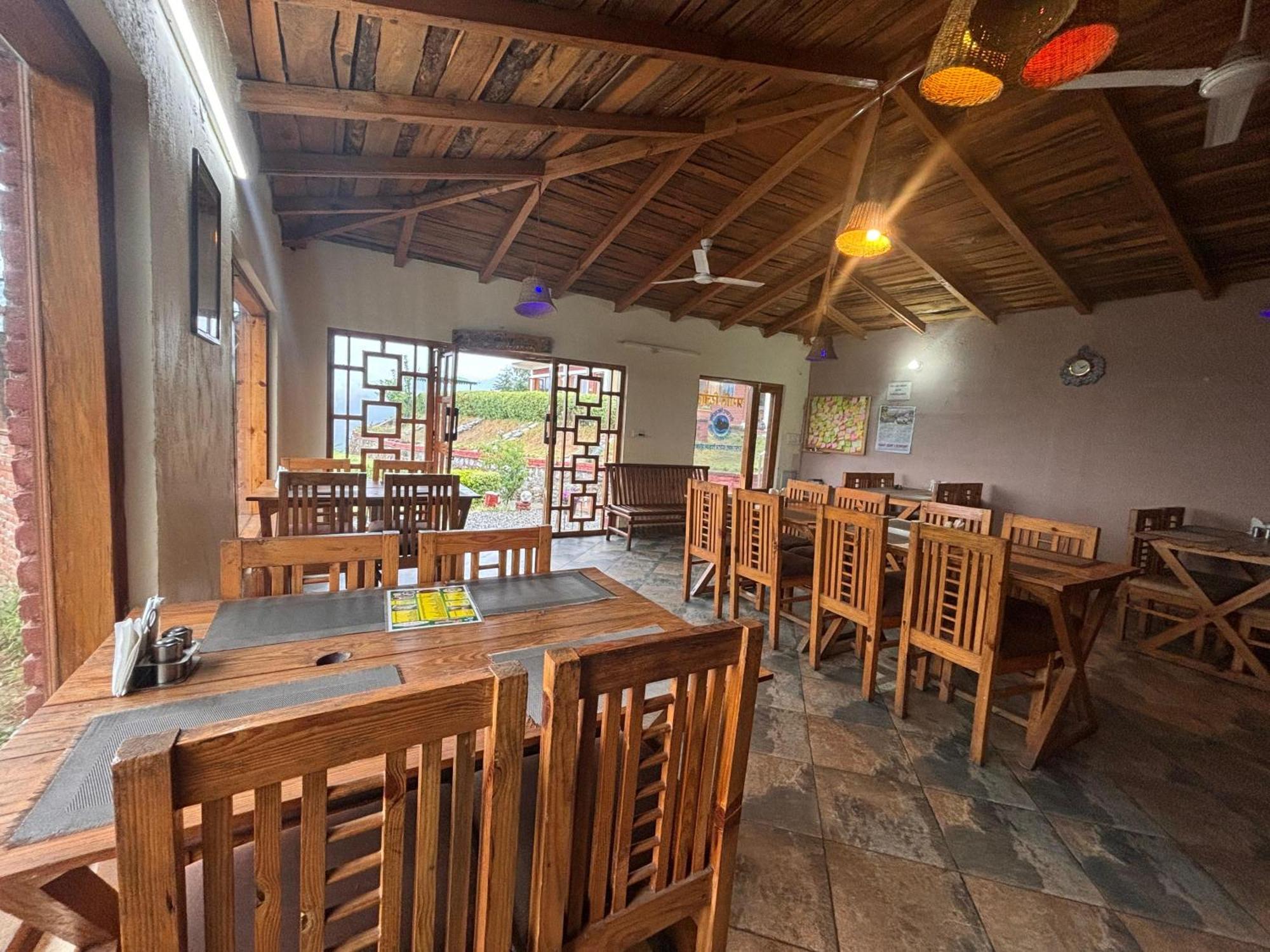 Pragati Resort & Restaurant- Eden Of Kumaon Bhowali Buitenkant foto